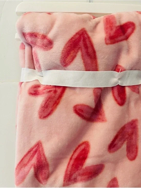 Adirondack Baby by Berkshire Nursery Blanket Pink with Pink Hearts - Picture 8 of 12